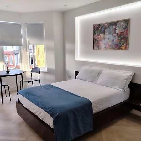 Luxurious London Studios Harrow Bagian luar foto